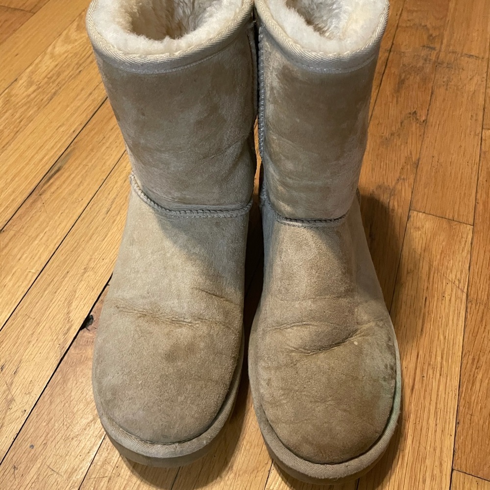 Sand Uggs